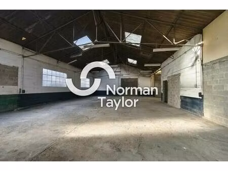 vente local d'activités 308 m²