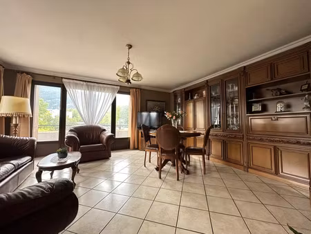 vente appartement 5 pièces 155m2 fontaine 38600 - 249000 € - surface privée