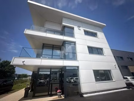 vente bureaux 1 616 m²