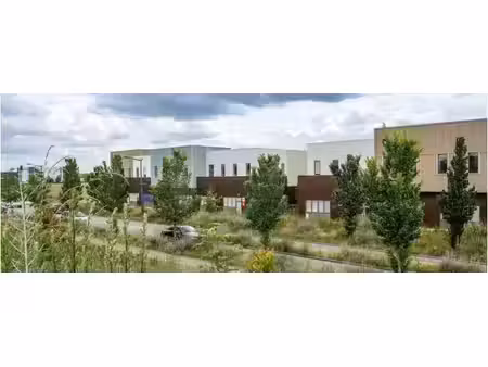 vente local d’activités 350m² à 1069m²