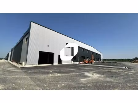 vente local d'activités 492 m²