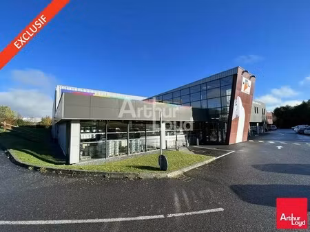 vente local d'activités 2 235 m²