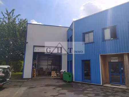 vente entrepôt 384 m²