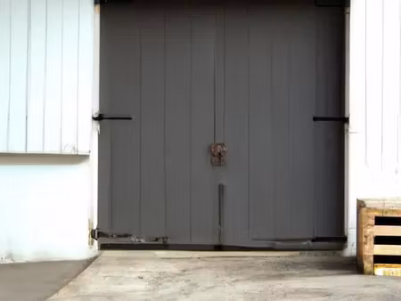 vente entrepôt 500 m²