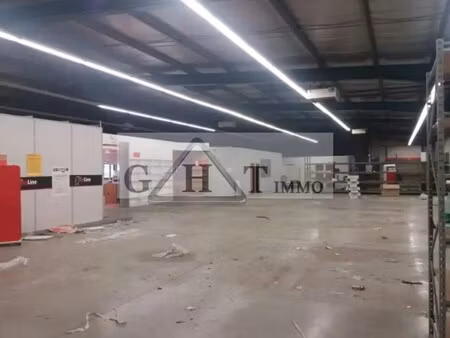 vente entrepôt 980 m²