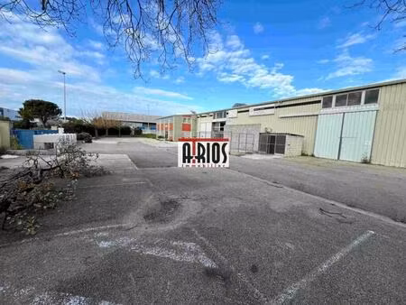 vente local d'activités 1 710 m²