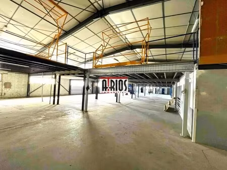 vente local d'activités 1 915 m²