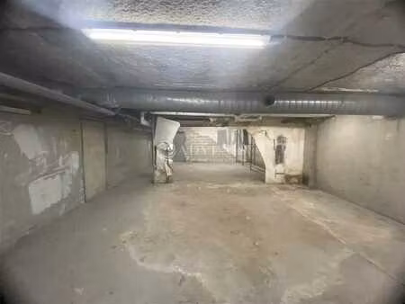 vente local d'activités 131 m²