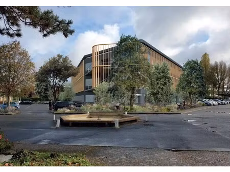 vente local d'activités 3 550 m²