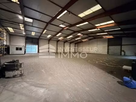 vente entrepôt 1 000 m²