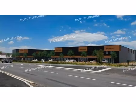 vente local d'activités 488 m²