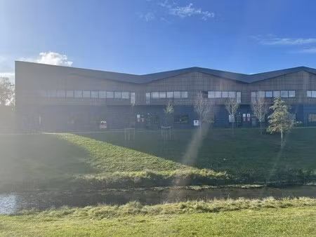 vente local d’activités moissy-cramayel 77550 418m² à 2222m²