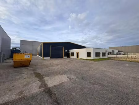 vente local d'activités 620 m²
