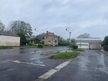 vente local d'activités 1 977 m²