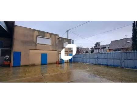 vente entrepôt 500 m²