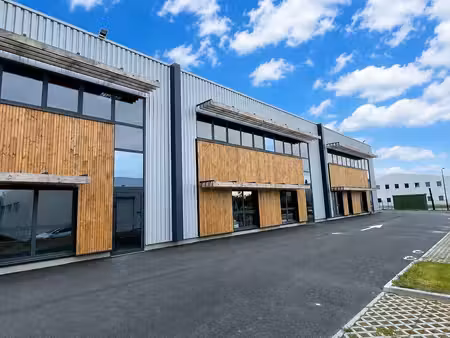 vente entrepôt treillières 44119 204m² à 2073m²