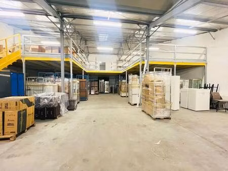 vente local d’activités aulnay sur mauldre 78126 370m²