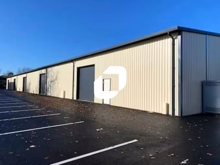 vente local d'activités 222 m² à 444 m²