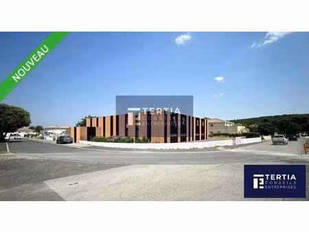 vente local d'activités 105 m² à 353 m²