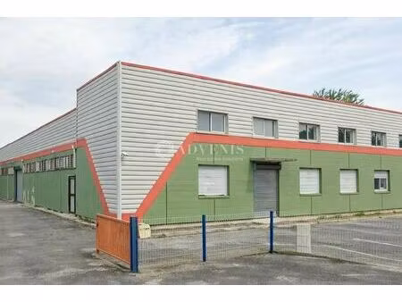 vente local d'activités 2 167 m²