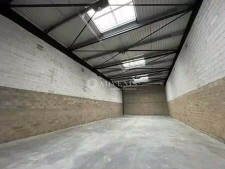 vente local d'activités 477 m²
