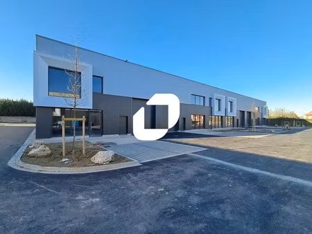 vente local d'activités 341 m² à 1 174 m²