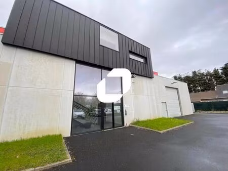 vente local d'activités 600 m² à 1 735 m²