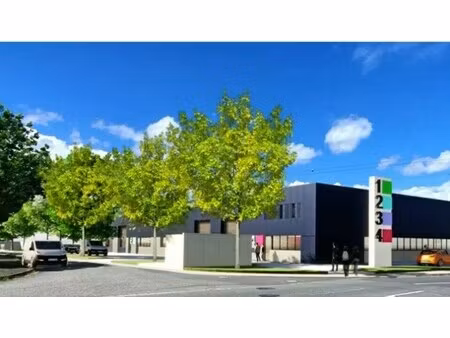 vente entrepôt 307 m²