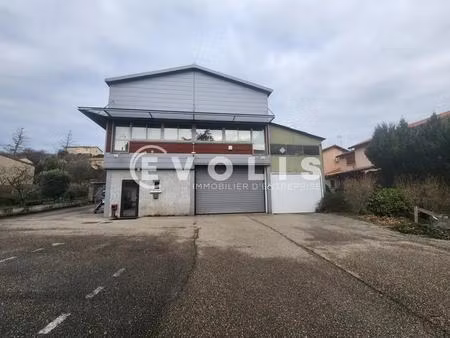 vente local d'activités 177 m²
