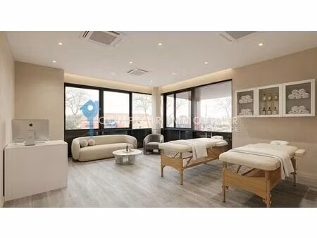 vente local d'activités 30 m²