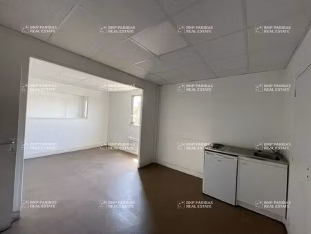 vente local d'activités 2 453 m²
