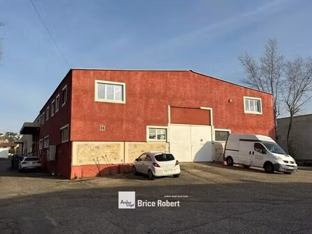 vente local d'activités 787 m²