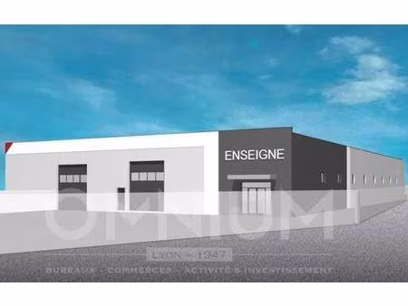 vente local d'activités 1 600 m²