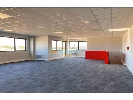 vente local d’activités montereau-sur-le-jard 77950