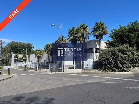 vente local d'activités 968 m² à 2 772 m²