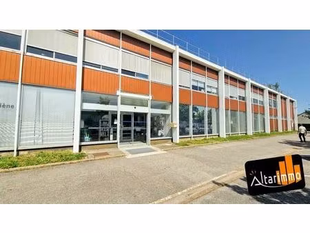 vente entrepôt 94 m² à 2 220 m²
