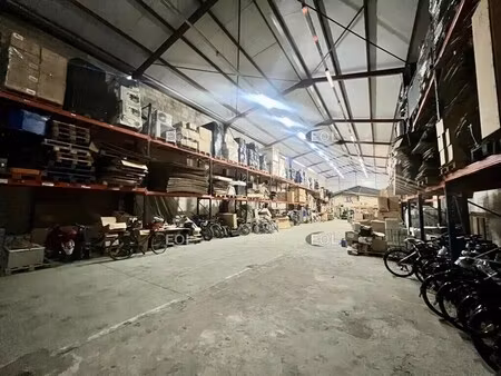 vente local d'activités 1 200 m²