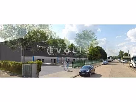 vente local d'activités 421 m² à 5 296 m²