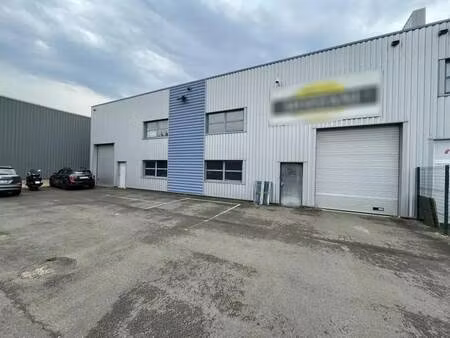 vente local d'activités 531 m²