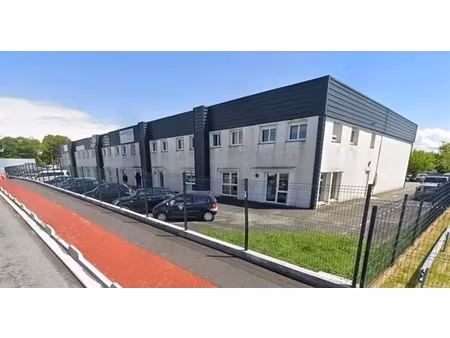 vente local d'activités 290 m²