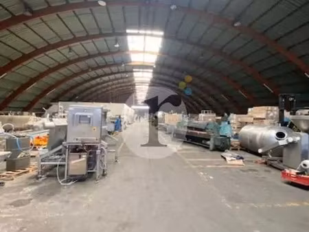 vente local d'activités 6 000 m²