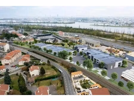 vente local d'activités 531 m² à 2 382 m²
