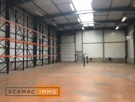 vente local d'activités 1 617 m²