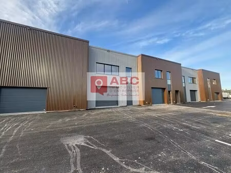 vente local d’activités vailhauques 34570 157m² à 876m²
