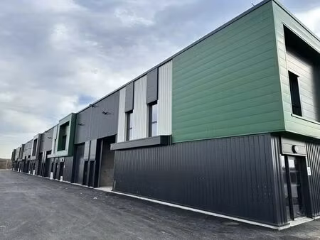 vente local d'activités 218 m² à 2 455 m²