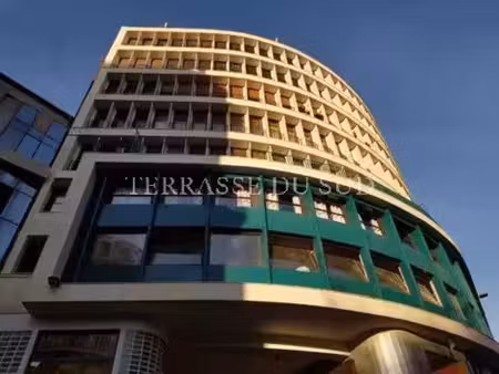 vente bureau 3 pièces 67m2 marseille 1er (13001) - 150000 € - surface privée