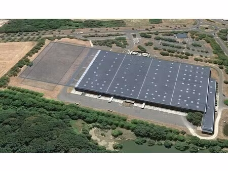 vente entrepôt 22 582 m²