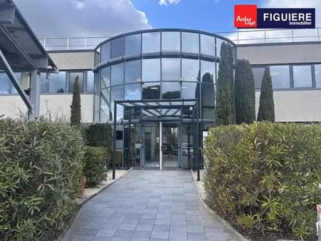 vente local d'activités 4 631 m²