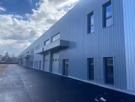 vente entrepôt bourgoin-jallieu 38300 2644m²