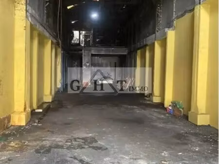 vente entrepôt 200 m²